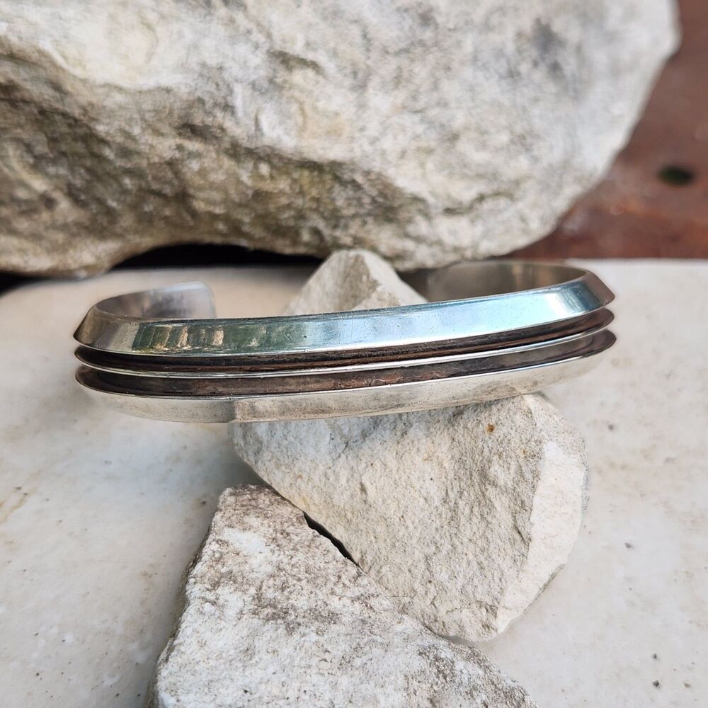 Vintage Tom Hawk Rail Cuff Bracelet Navajo Handmade Sterling Signed
